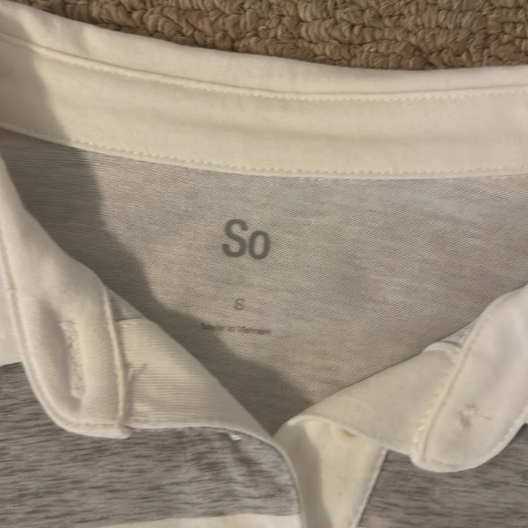 Top - Picture 2 of 3